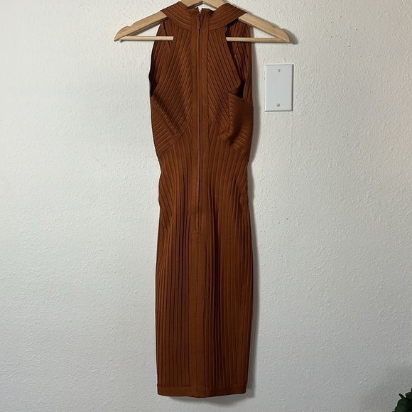 House of CB London Vivienne Toffee Bandage Dress Sz. XS - Picture 9 of 11
